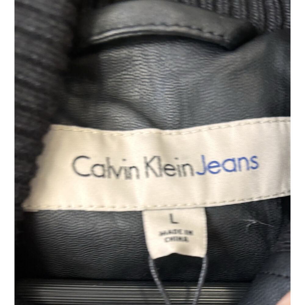 NWT Calvin Klein Jeans Black Faux Fur Vest Size Large - Picture 7 of 11